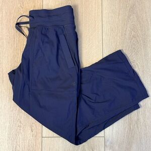 Lululemon Dance Studio Crop Pants Navy Size 4
